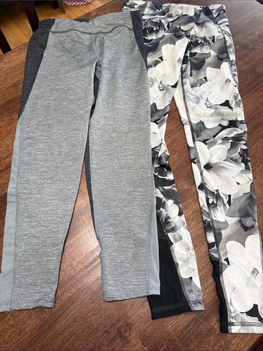 3 Old Navy go dry active leggings with mesh for girls